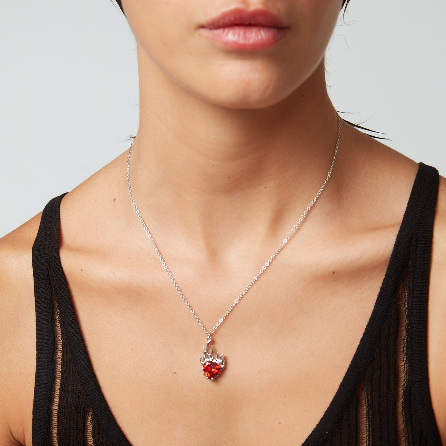 BLAZE NECKLACE - RED