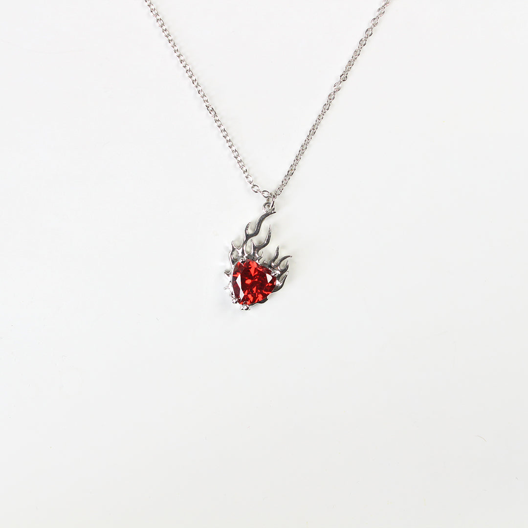 BLAZE NECKLACE - RED